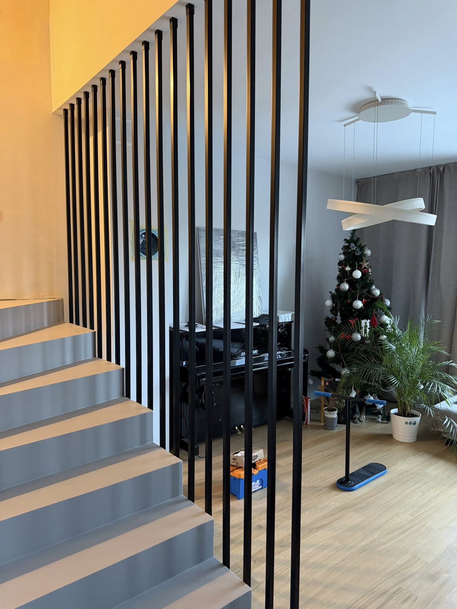 Schody wewnętrzne — minimalizm