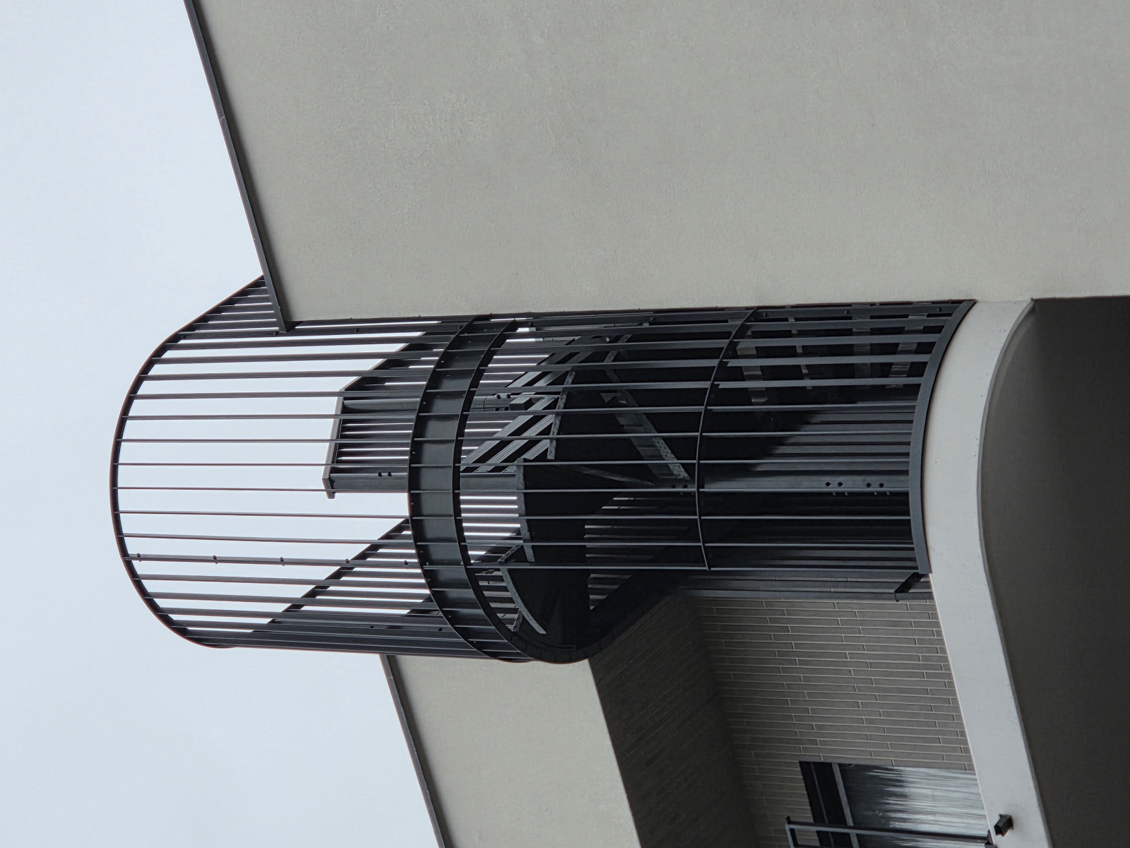 Schody kręcone zewnętrzne — realizacja Factory Welding
