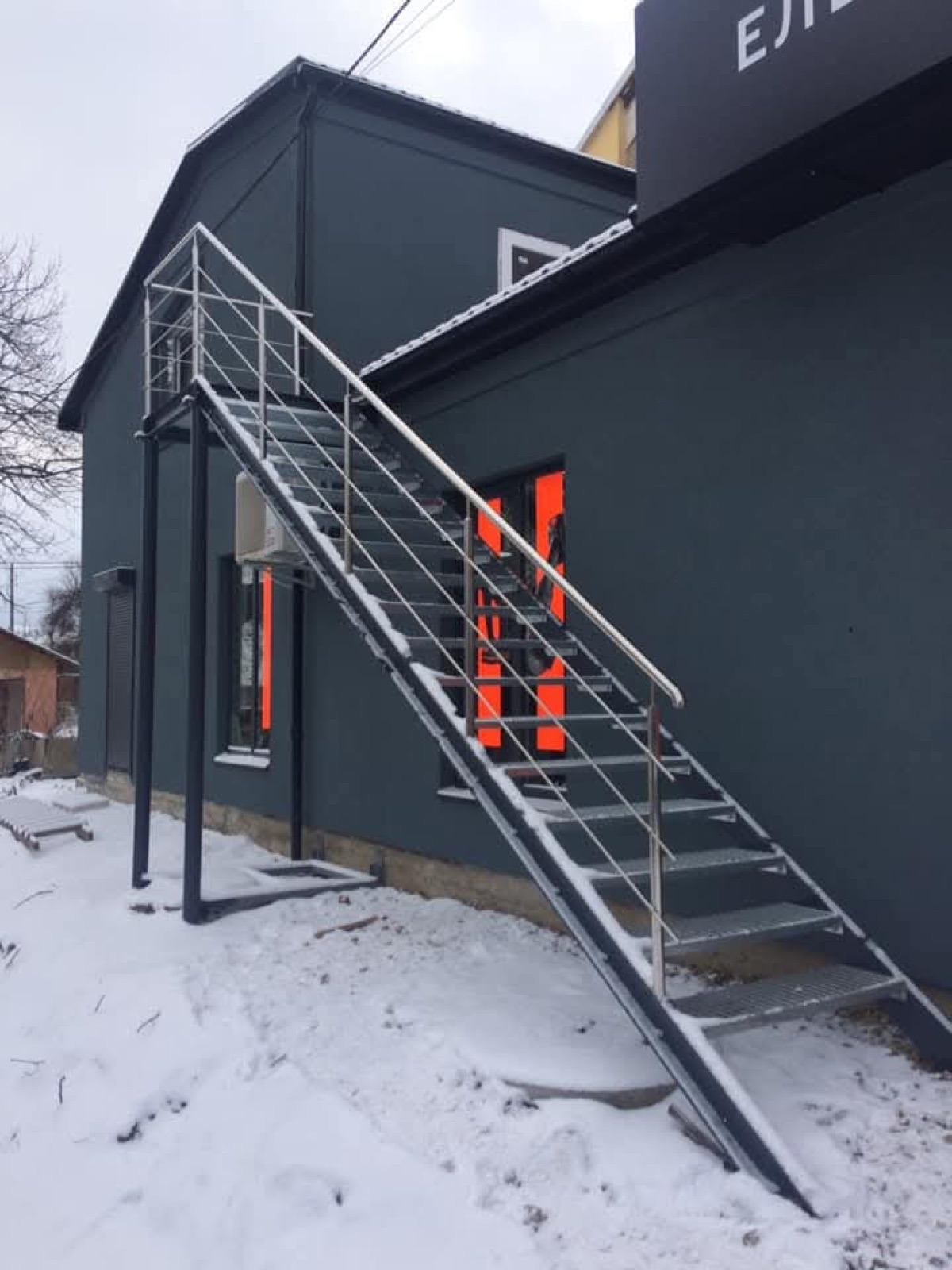 Schody zewnętrzne — realizacja Factory Welding